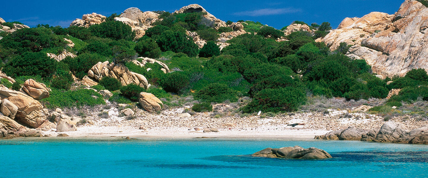 Mediterranes Flair auf Sardinien und Korsika