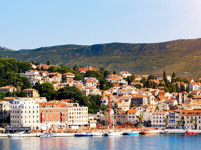 Blick auf den Hafen von Split in Kroatien | Gebeco