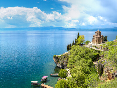 Blick auf den Ohrid-See in Nordmazedonien | Gebeco